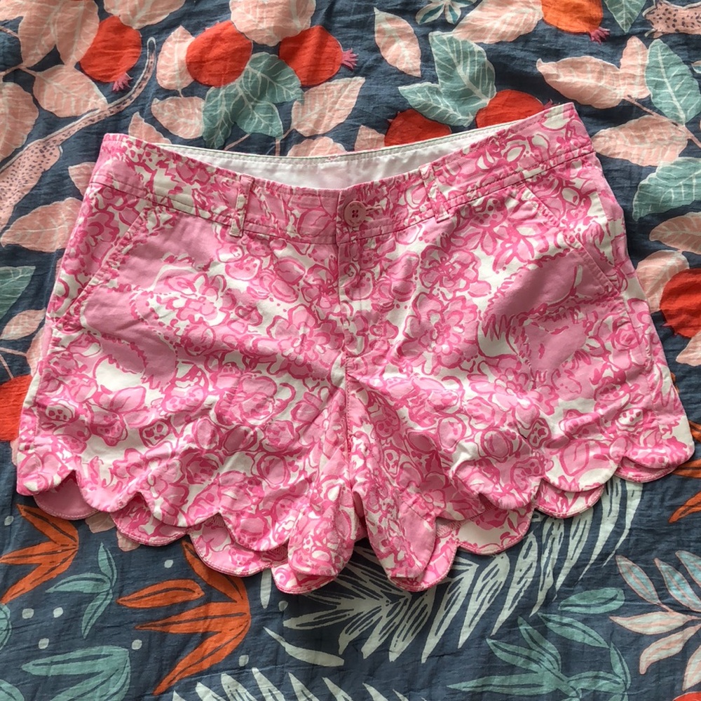 Lilly Pulitzer Scallop Shorts